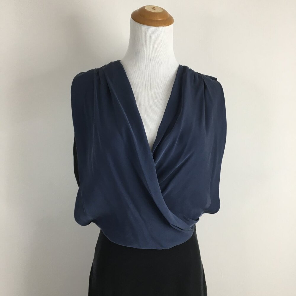 RAOUL Black Blue 100% Silk Pleated V Neck Ruching Shoulder Slit Hem Dress - Picture 7 of 13